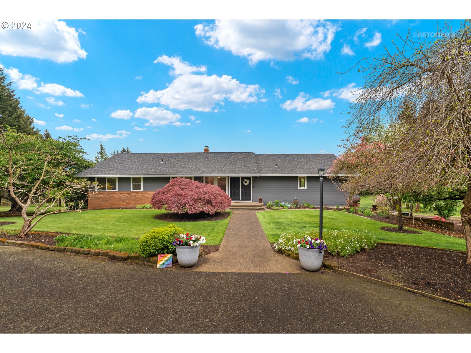 27025 Southwest Ladd Hill Road Sherwood, OR 97140 - Photo 4 of 48 Gallery Image 4