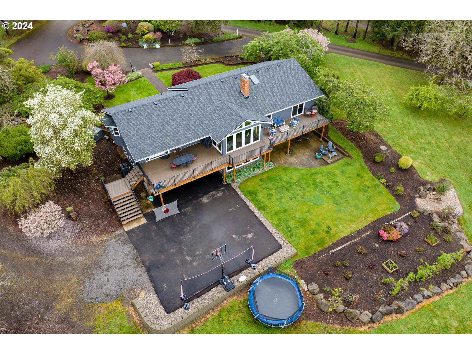 27025 Southwest Ladd Hill Road Sherwood, OR 97140 - Photo 41 of 48 Gallery Image 41