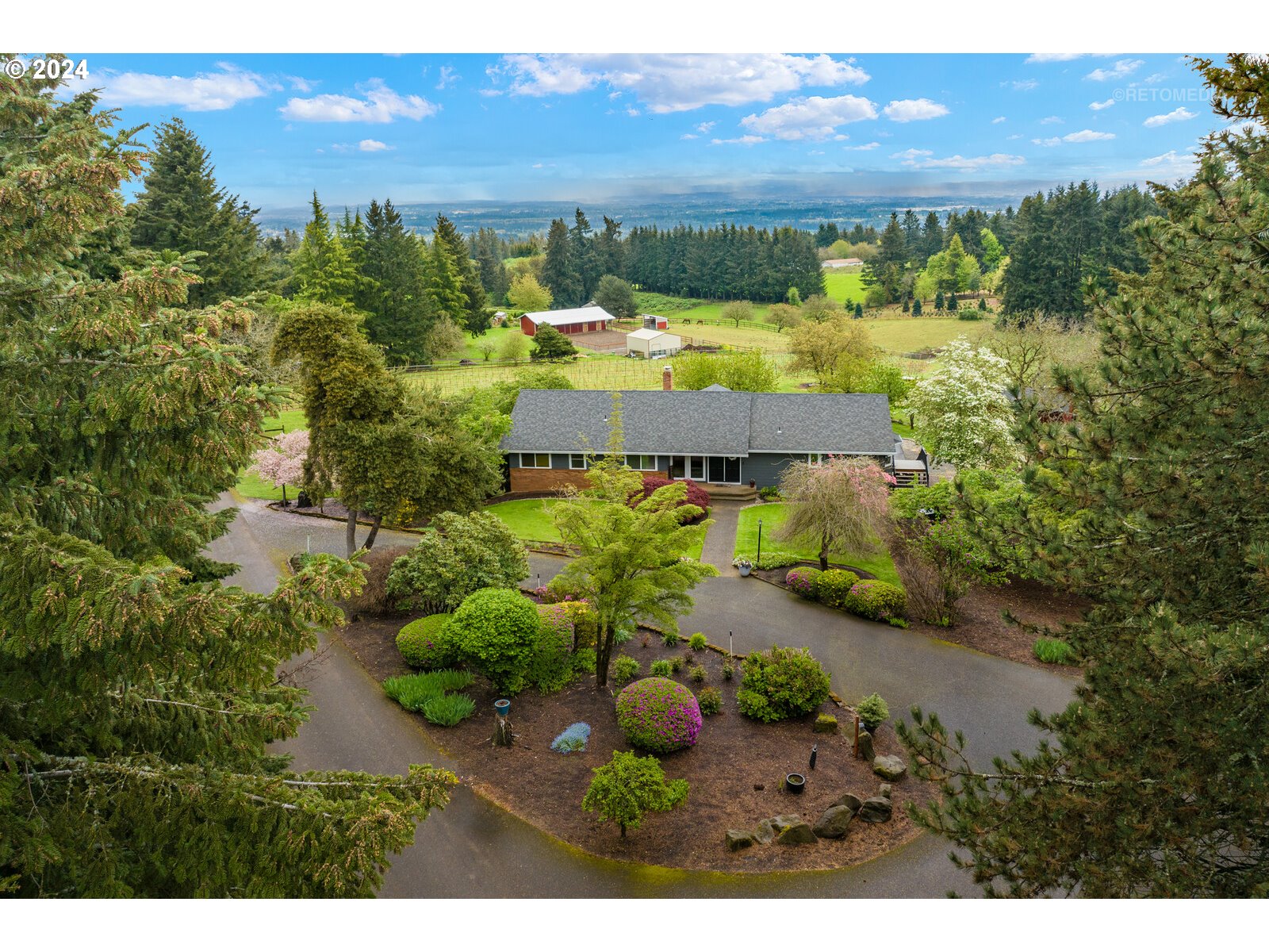 27025 Southwest Ladd Hill Road Sherwood, OR 97140 - Photo 42 of 48 Gallery Image 42