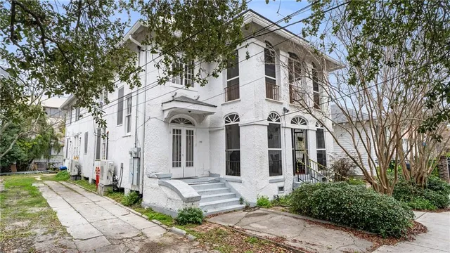 $2,200 | 2712 Calhoun Street, New Orleans, LA 70118