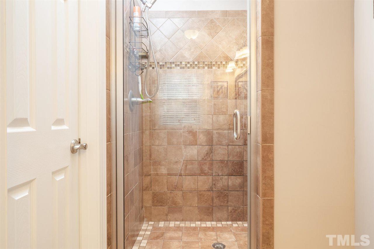 6802 Phillips Court Raleigh, NC 27607 - Photo 16 of 24