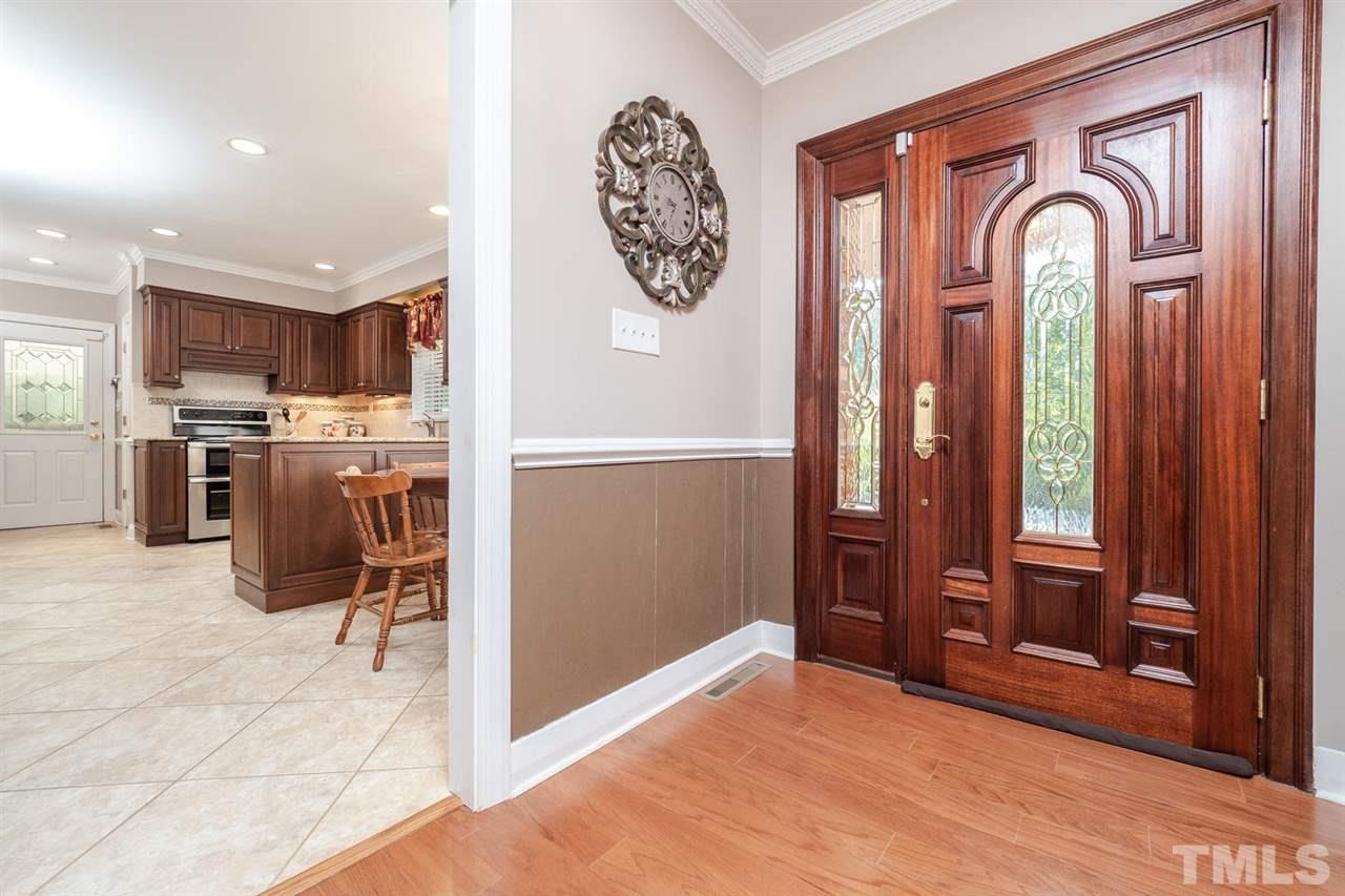 6802 Phillips Court Raleigh, NC 27607 - Photo 3 of 24