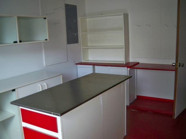 6130 Terry Road Jacksonville, FL 32216 - Photo 6 of 18 Workshop