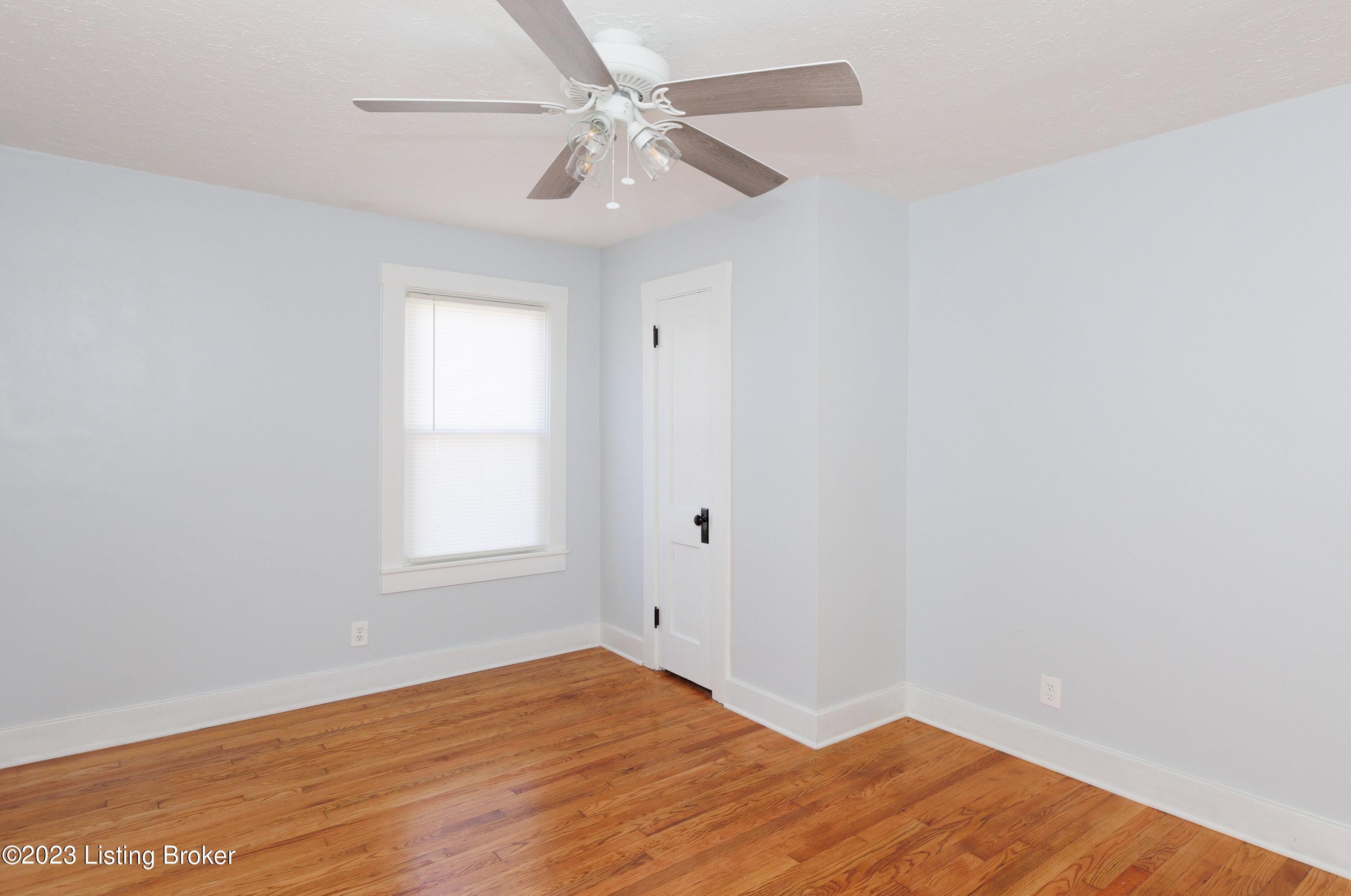 4515 Dover Road Louisville, KY 40216 - Photo 15 of 39 015