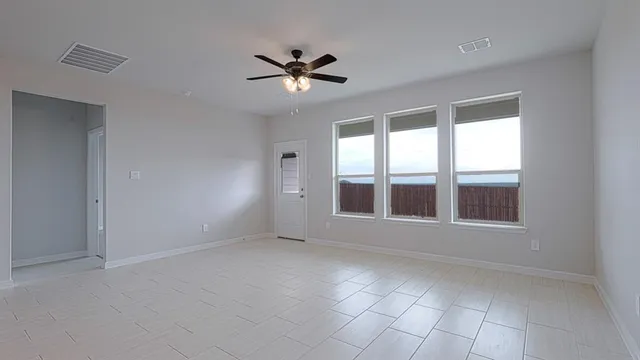 $344,990 | 1234 Rockwater Drive, Decatur, TX 76234