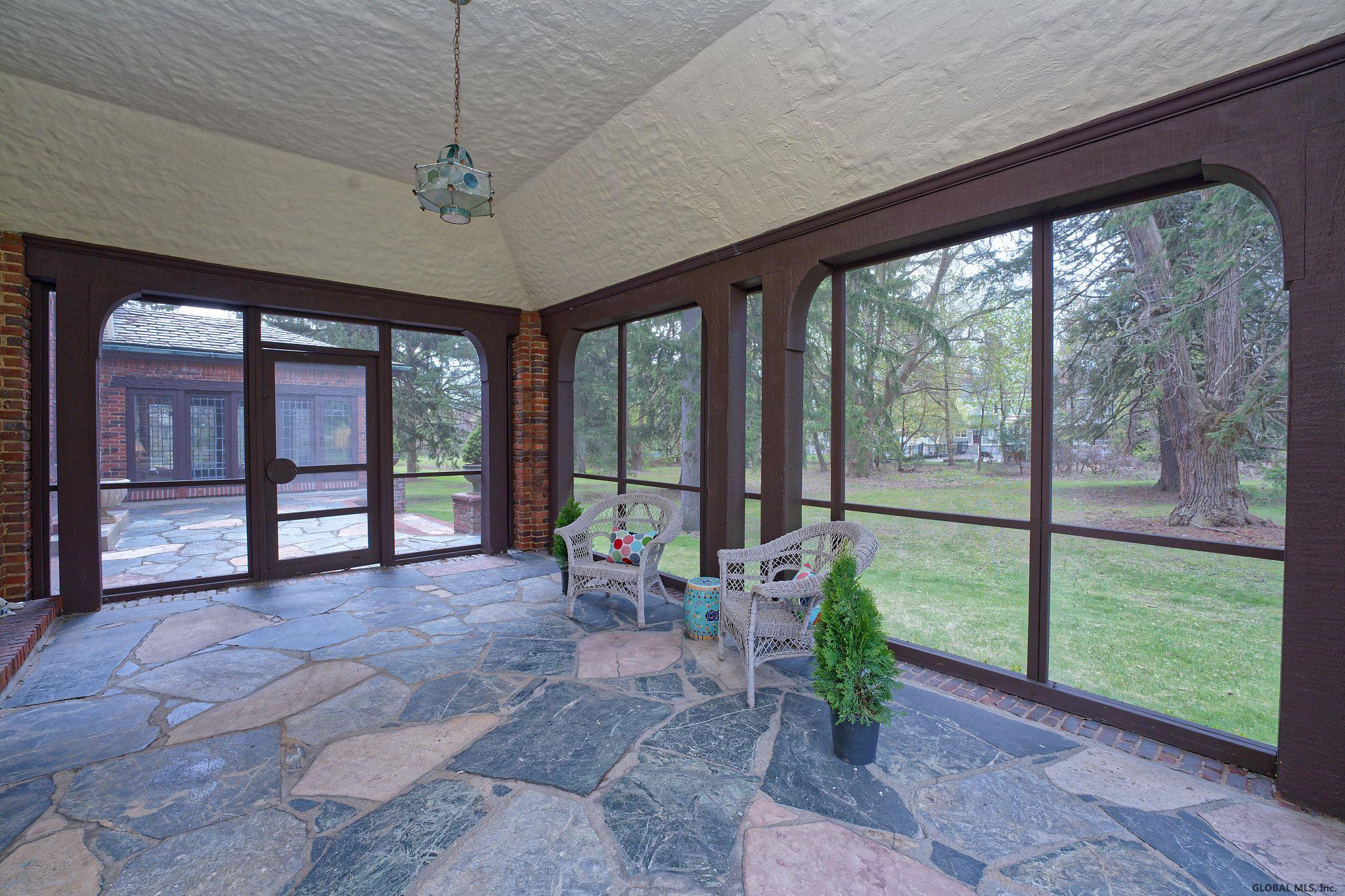 407 Loudon Road Colonie, NY 12211 - Photo 40 of 98 Photo 40