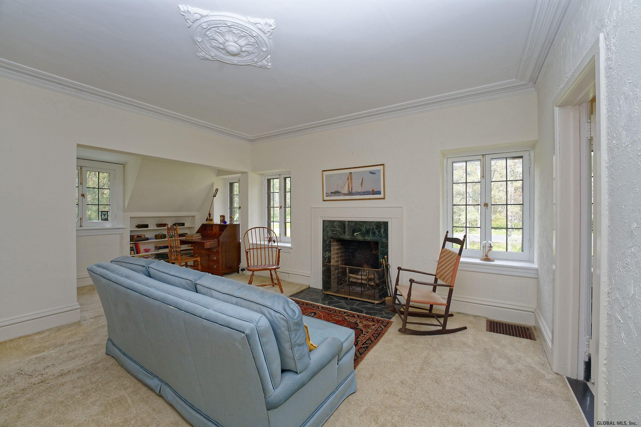 407 Loudon Road Colonie, NY 12211 - Photo 51 of 98 Photo 51