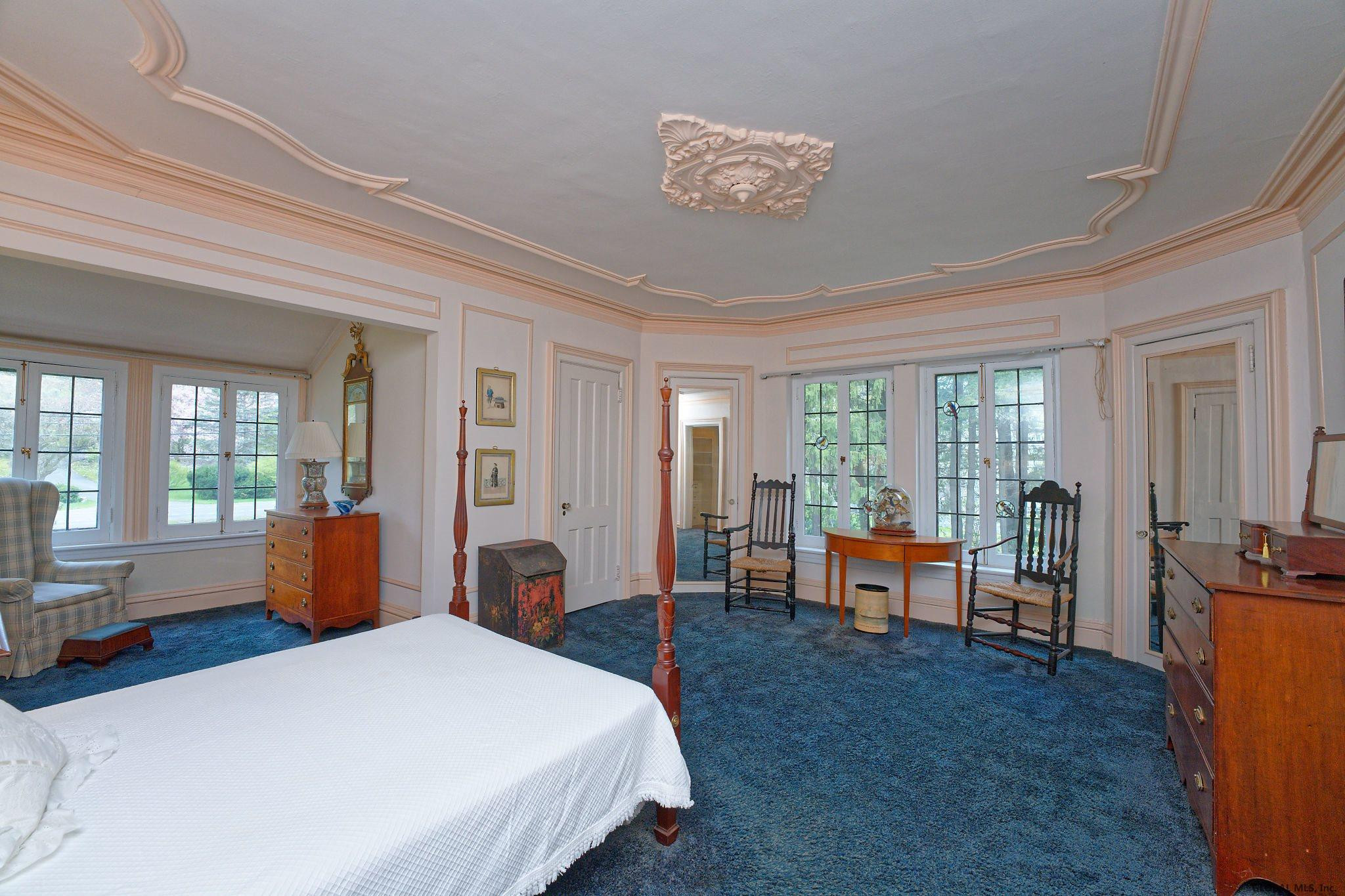 407 Loudon Road Colonie, NY 12211 - Photo 55 of 98 Photo 55