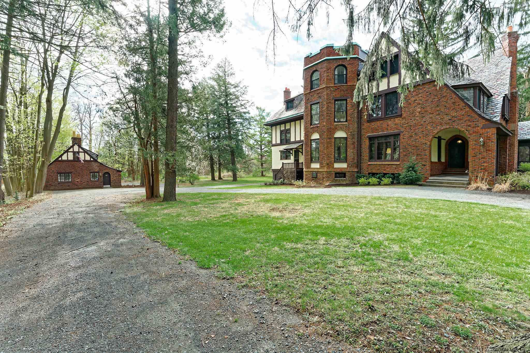 407 Loudon Road Colonie, NY 12211 - Photo 71 of 98 Photo 71