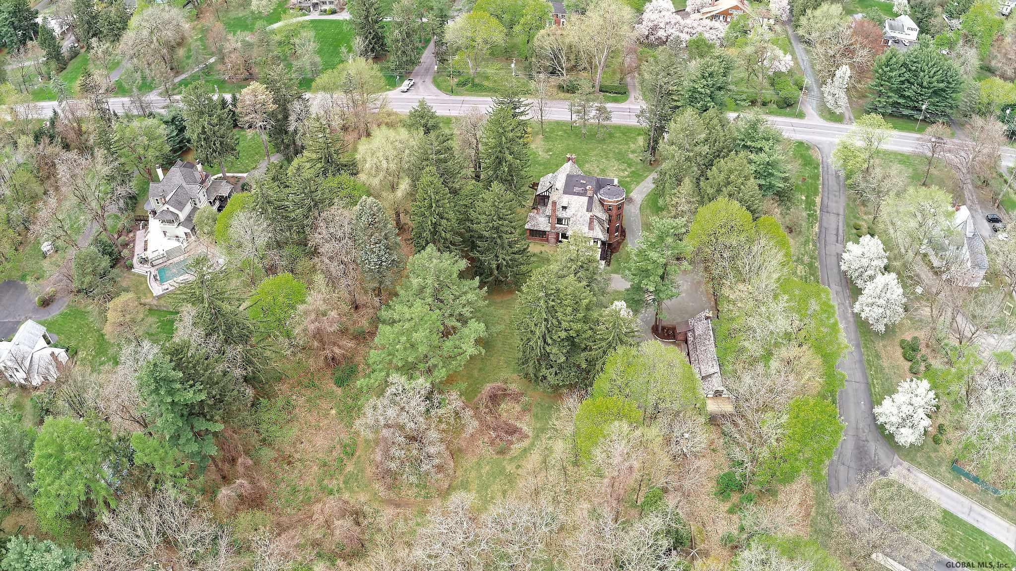 407 Loudon Road Colonie, NY 12211 - Photo 93 of 98 Photo 94