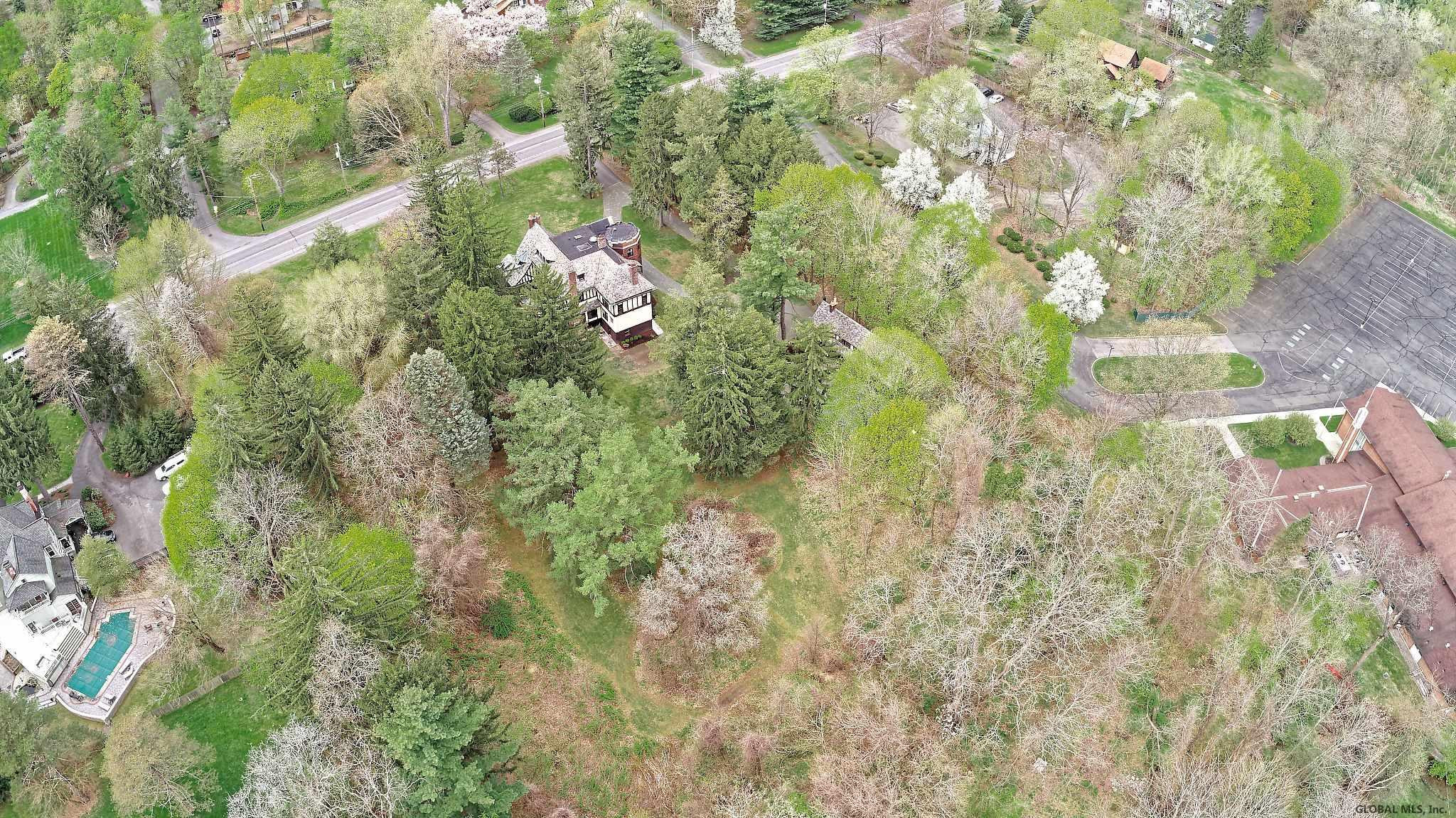 407 Loudon Road Colonie, NY 12211 - Photo 94 of 98 Photo 95
