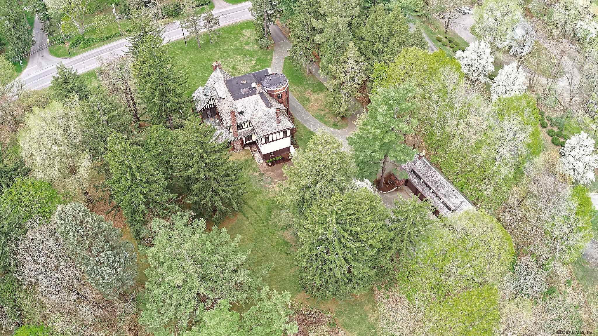 407 Loudon Road Colonie, NY 12211 - Photo 95 of 98 Photo 96