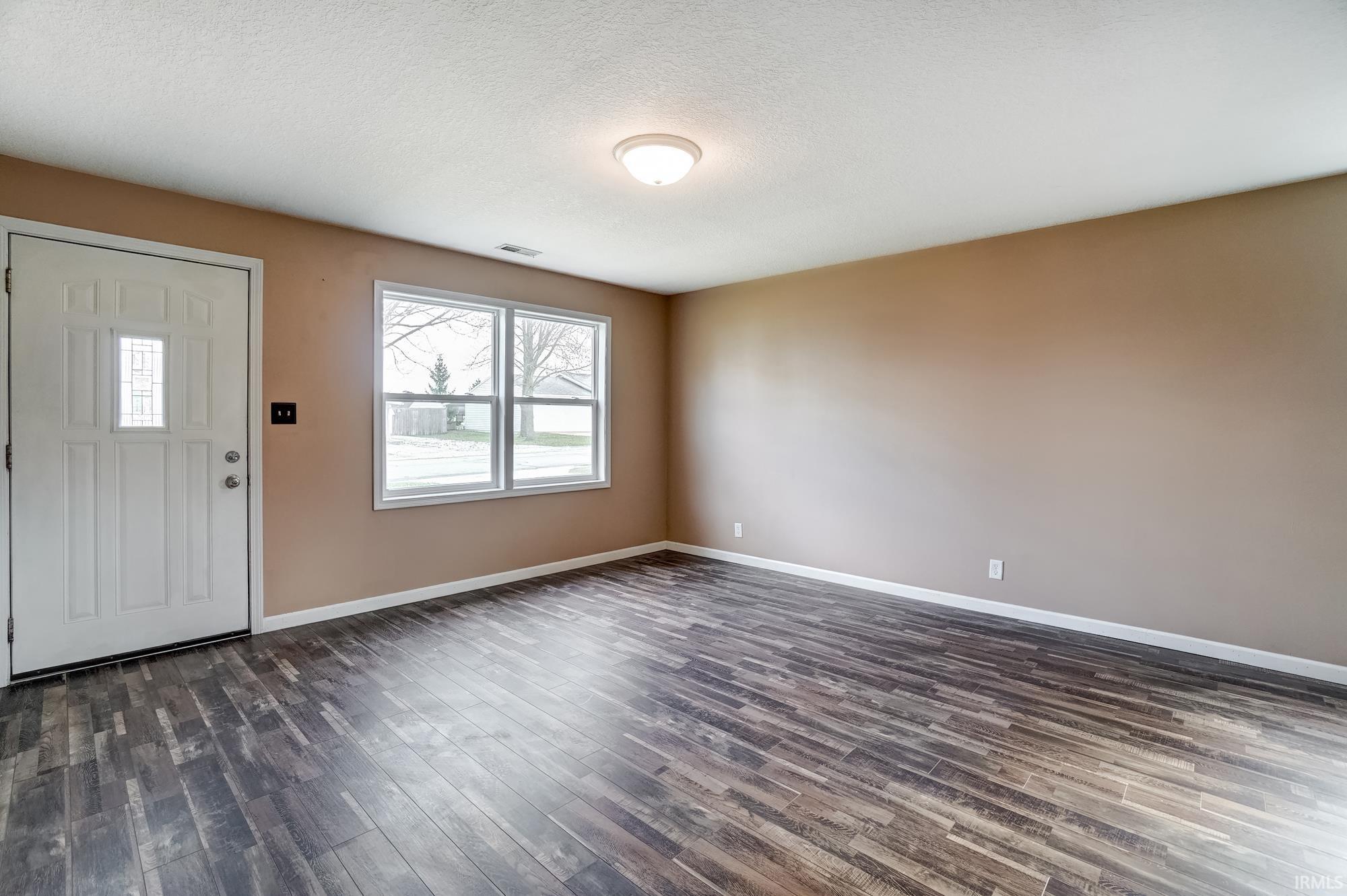 1215 Lewis Place Decatur, IN 46733 - Photo 6 of 36