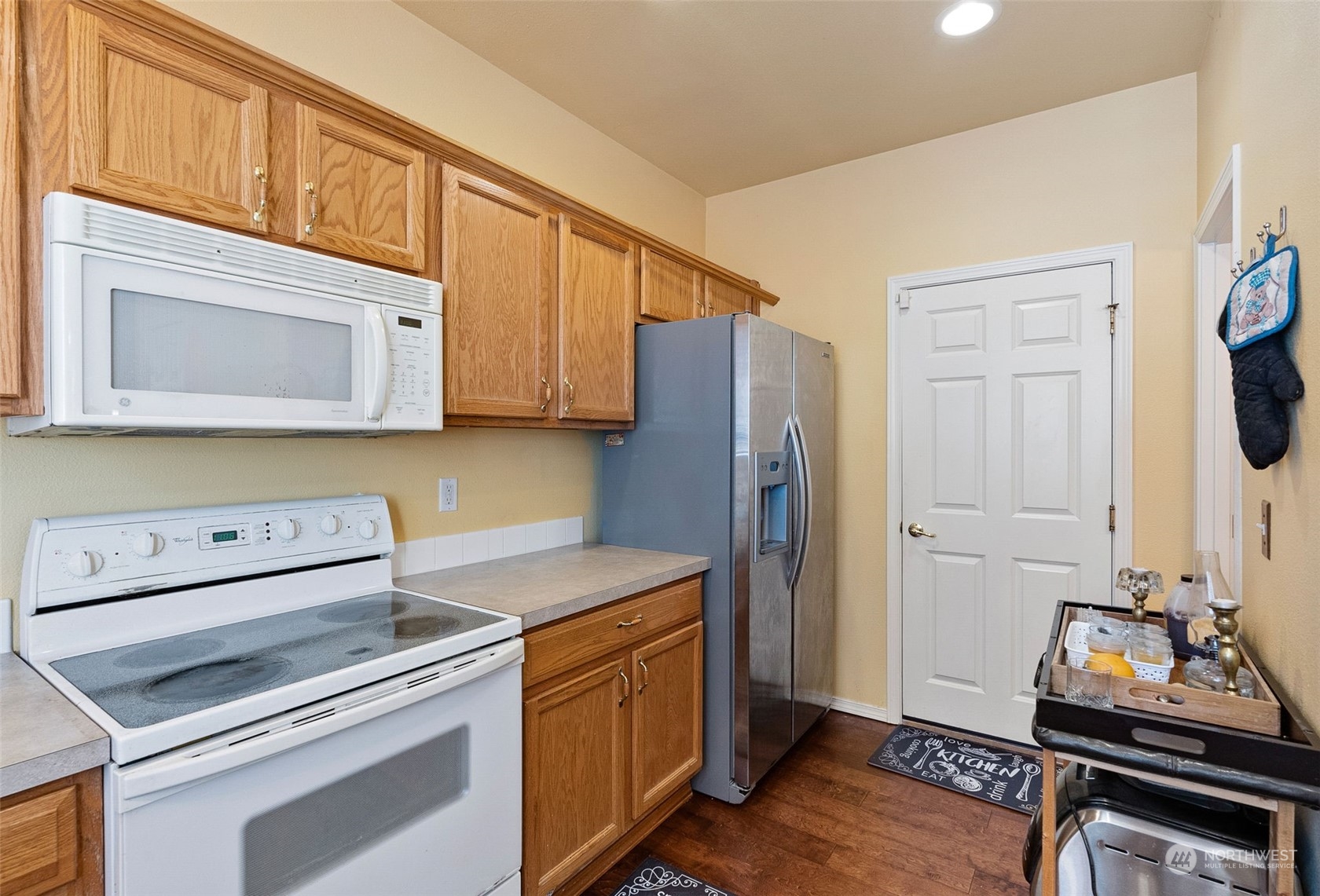 17850 110th Place Southeast Renton, WA 98055 - Photo 12 of 24
