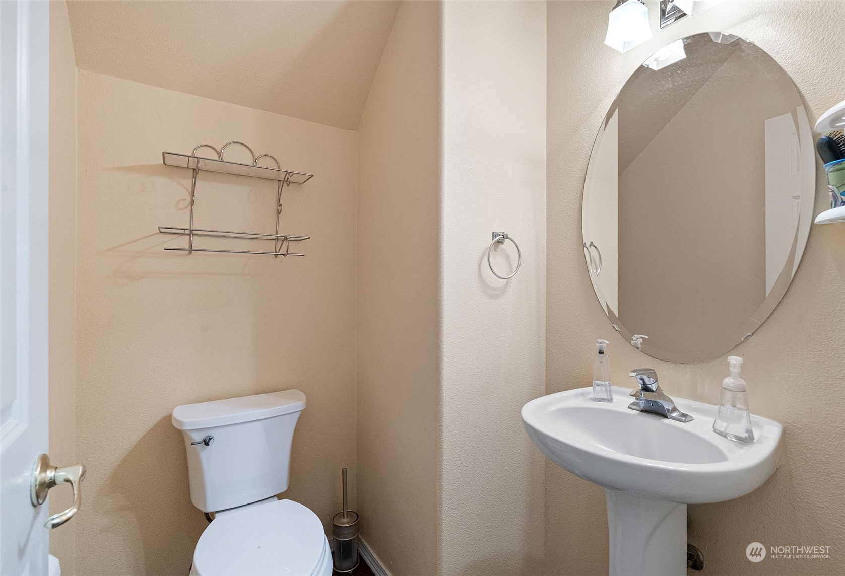 17850 110th Place Southeast Renton, WA 98055 - Photo 13 of 24