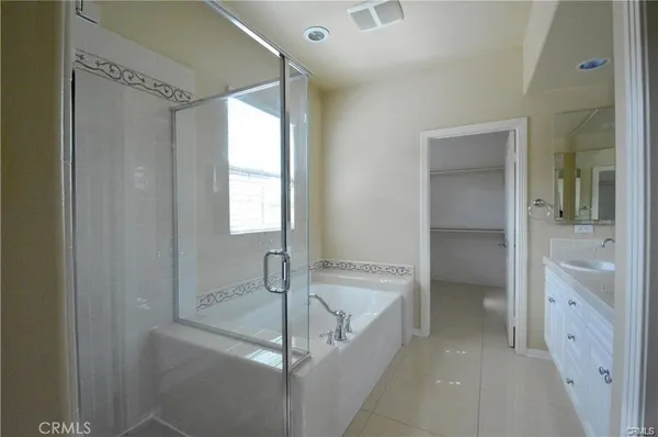 $5,600 | 105 Sanctuary, Irvine, CA 92620