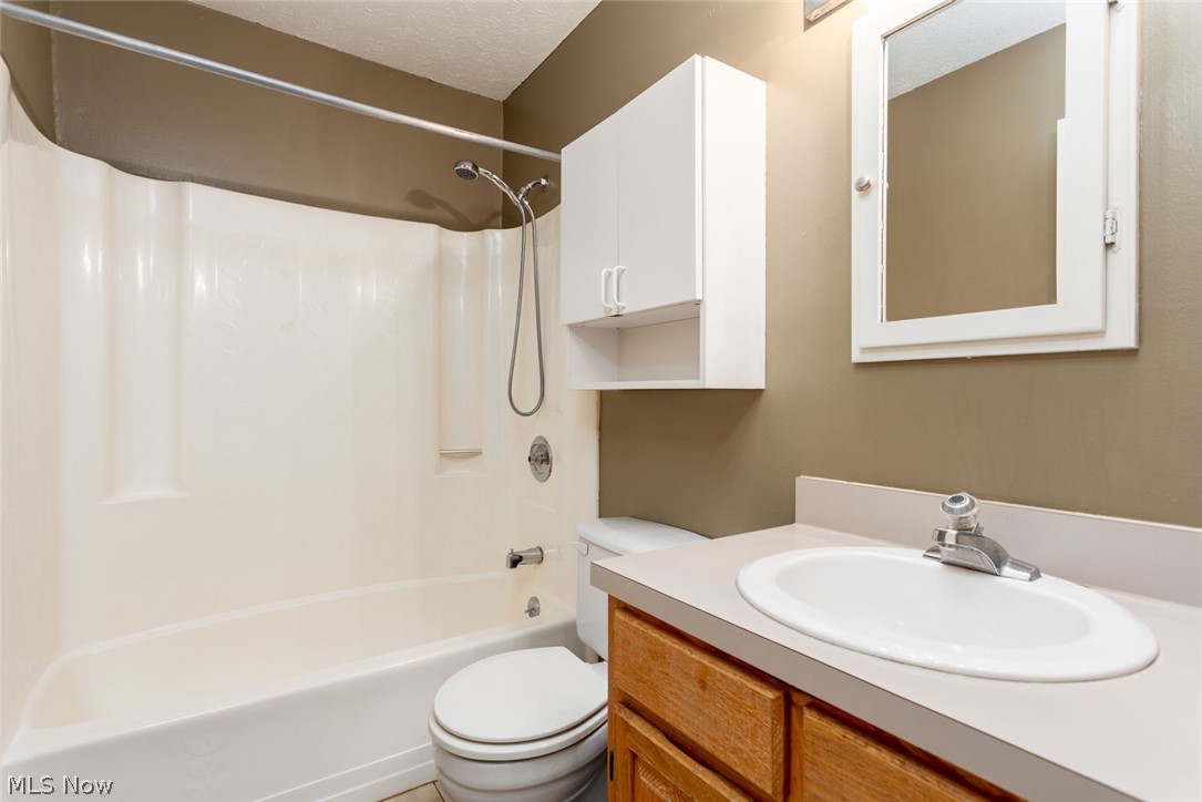 4655 Mayfield Road, Unit A South Euclid, OH 44121 - Photo 11 of 13