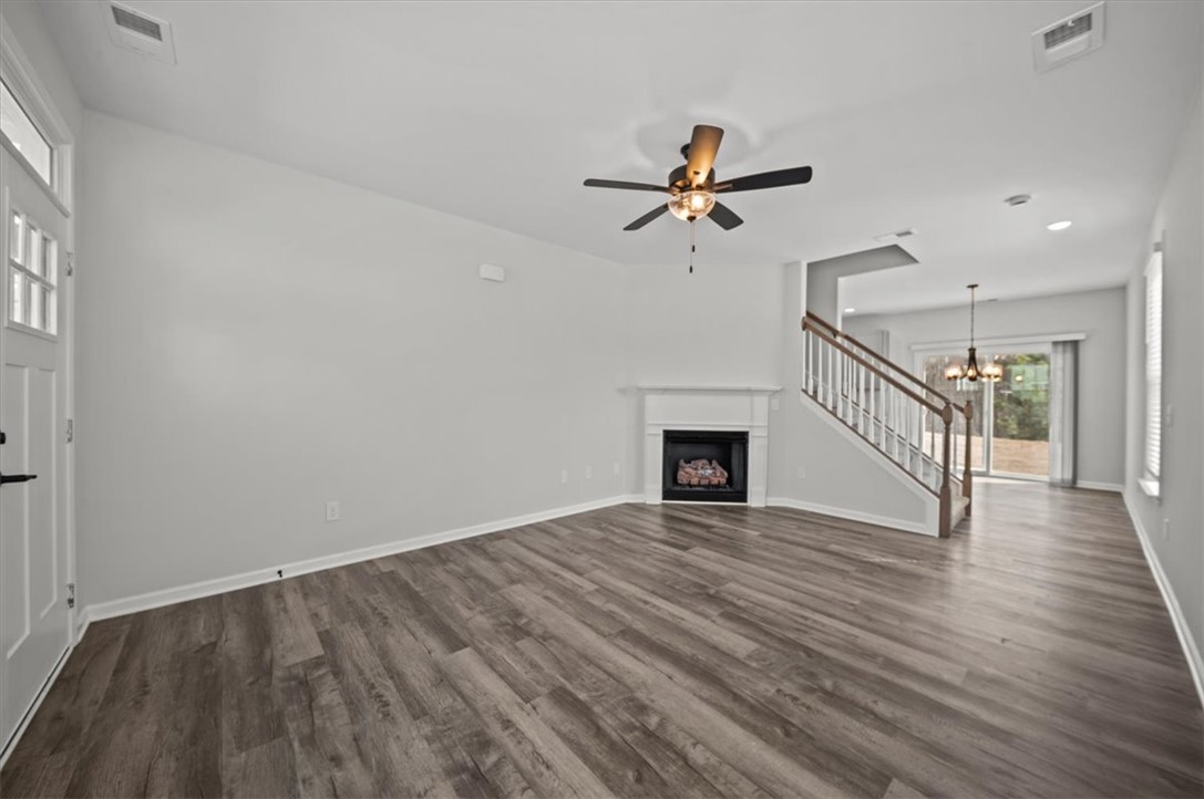 415 Bee Cv Way Pendleton, SC 29670 - Photo 3 of 29 Gallery Image 3