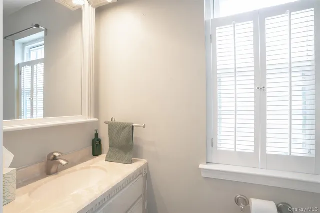 $329,000 | 20 Yorkshire Terrace, Washingtonville, NY 10992