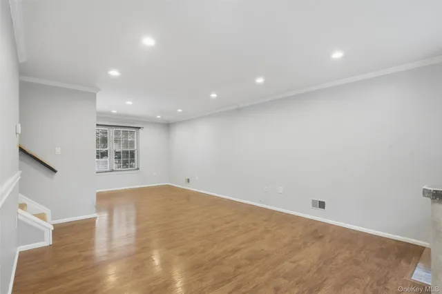 $329,000 | 20 Yorkshire Terrace, Washingtonville, NY 10992