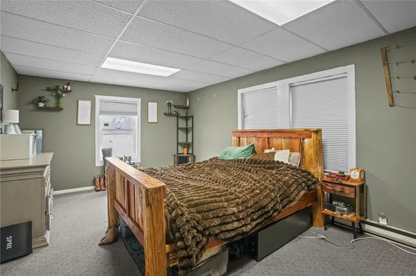 $325,000 | 1010 Warwick Avenue, Warwick, RI 02888
