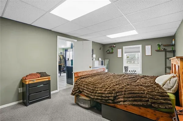 $325,000 | 1010 Warwick Avenue, Warwick, RI 02888