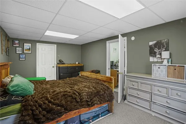 $325,000 | 1010 Warwick Avenue, Warwick, RI 02888