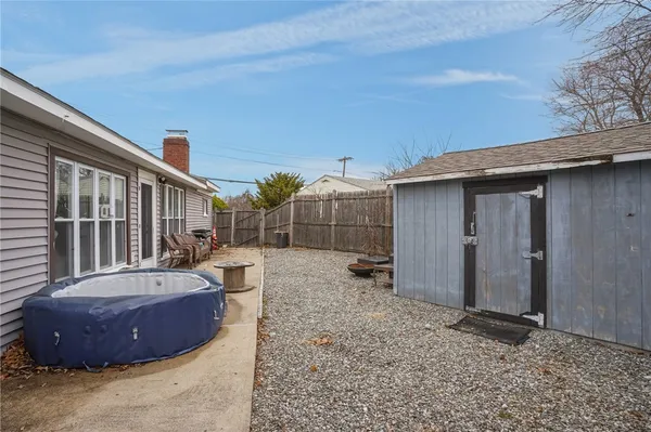 $325,000 | 1010 Warwick Avenue, Warwick, RI 02888