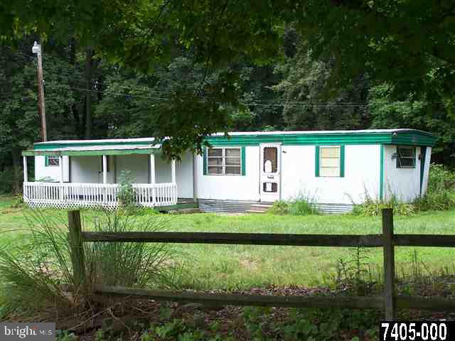 967 Plunkert Road Littlestown, PA 17340 - Photo 4 of 18