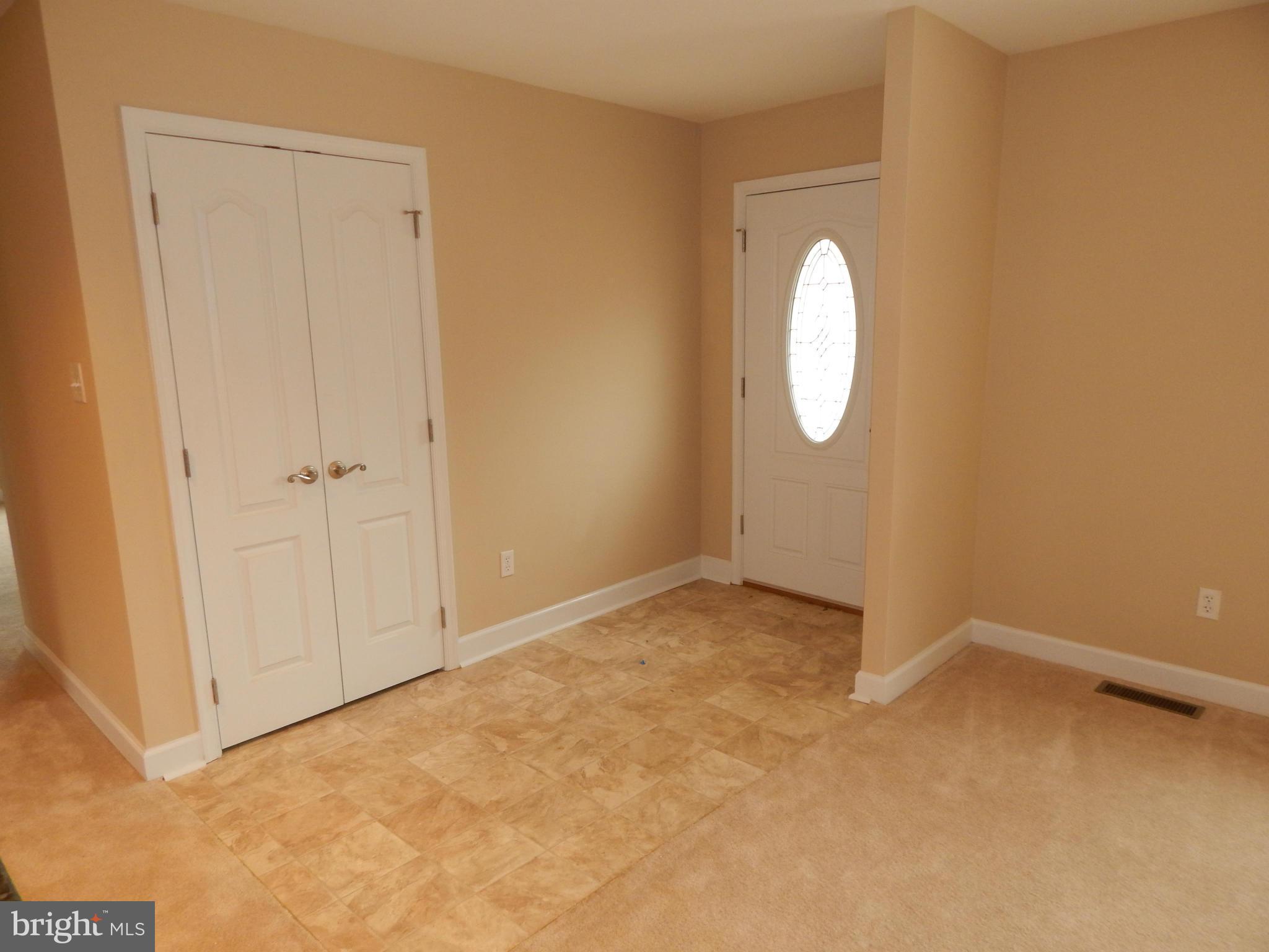 222 Compton Road Waldorf, MD 20602 - Photo 14 of 23 Interior (General)