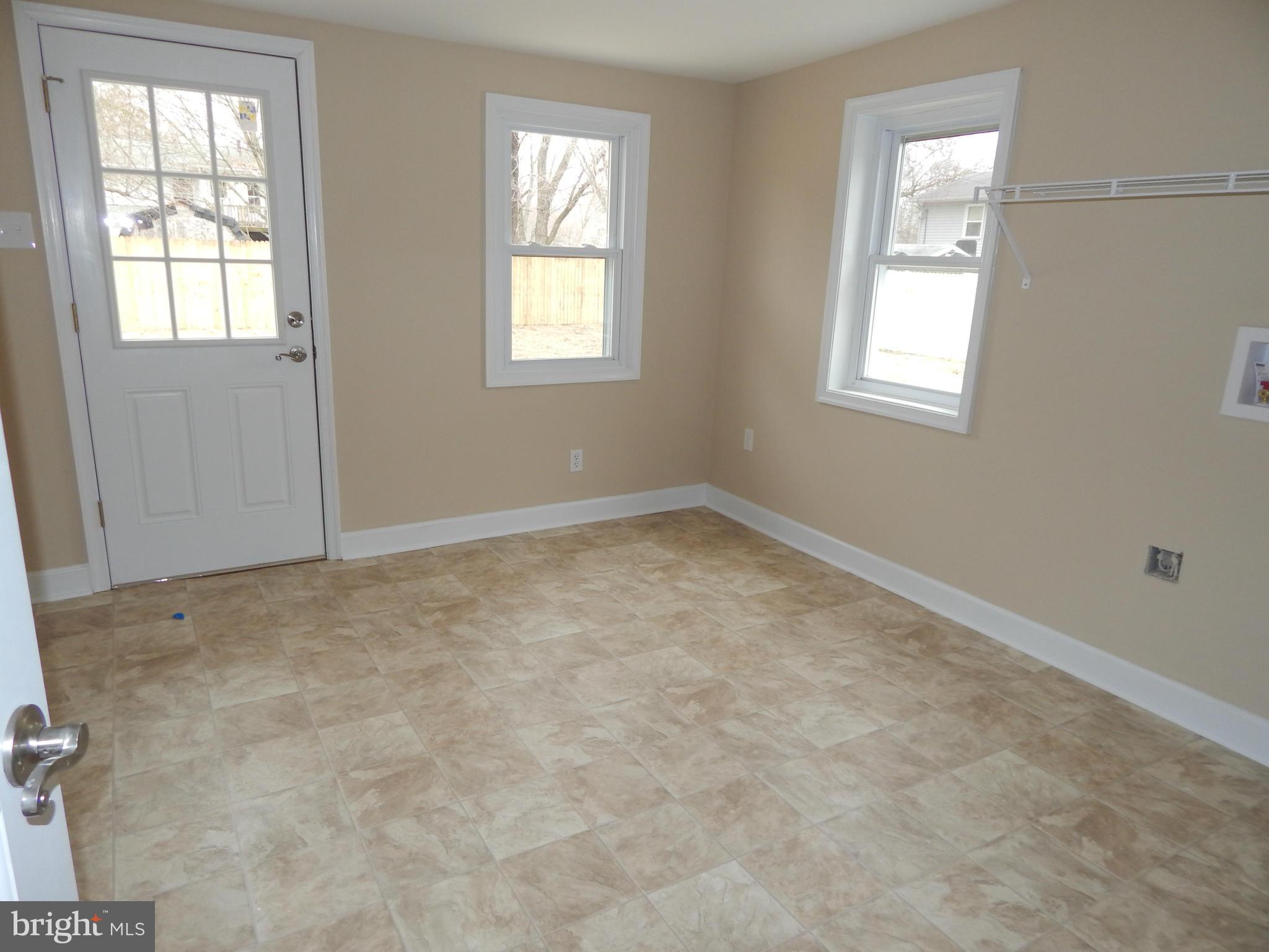 222 Compton Road Waldorf, MD 20602 - Photo 17 of 23 Large Utility Room