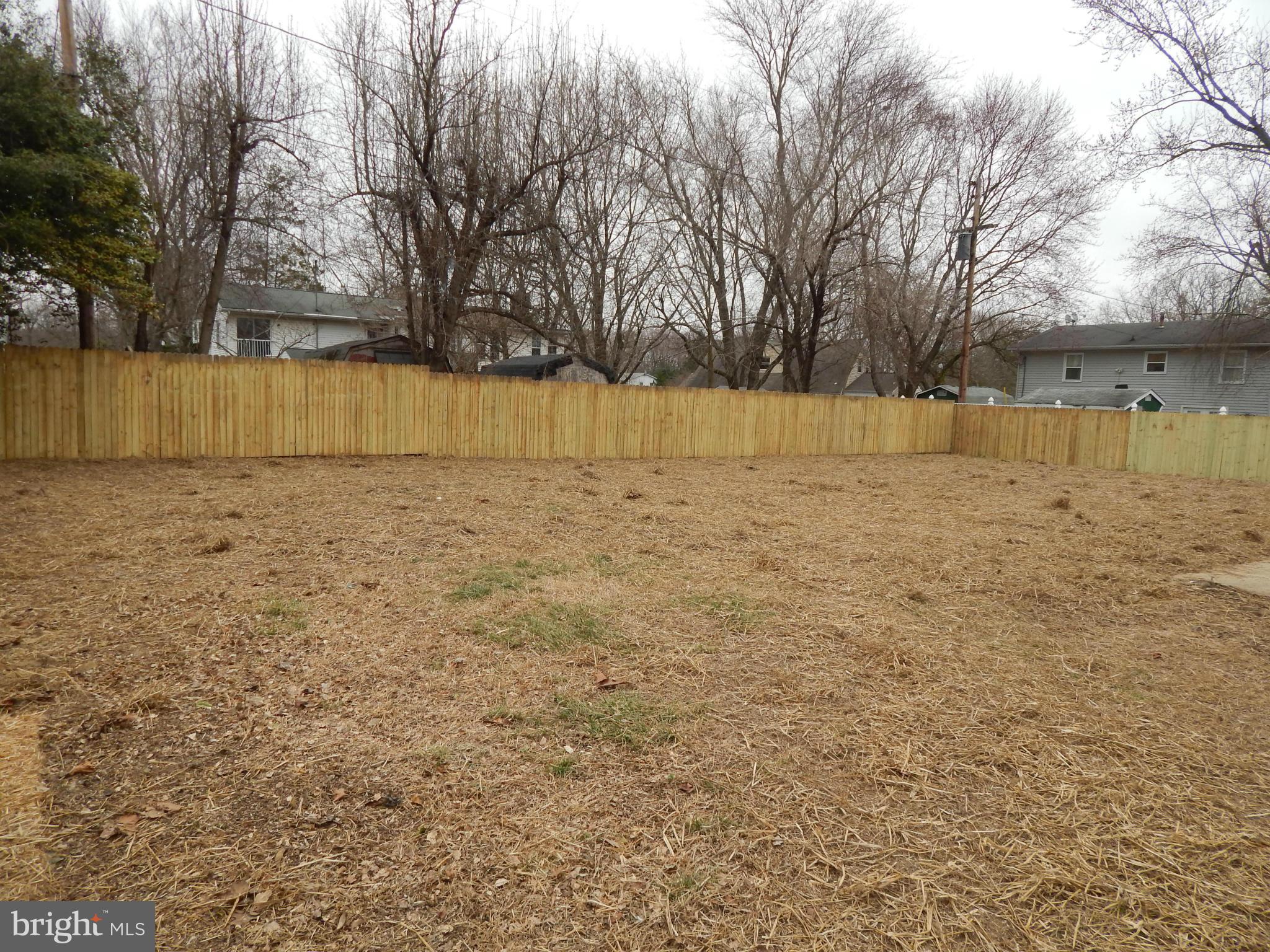 222 Compton Road Waldorf, MD 20602 - Photo 21 of 23 Huge fenced backyard