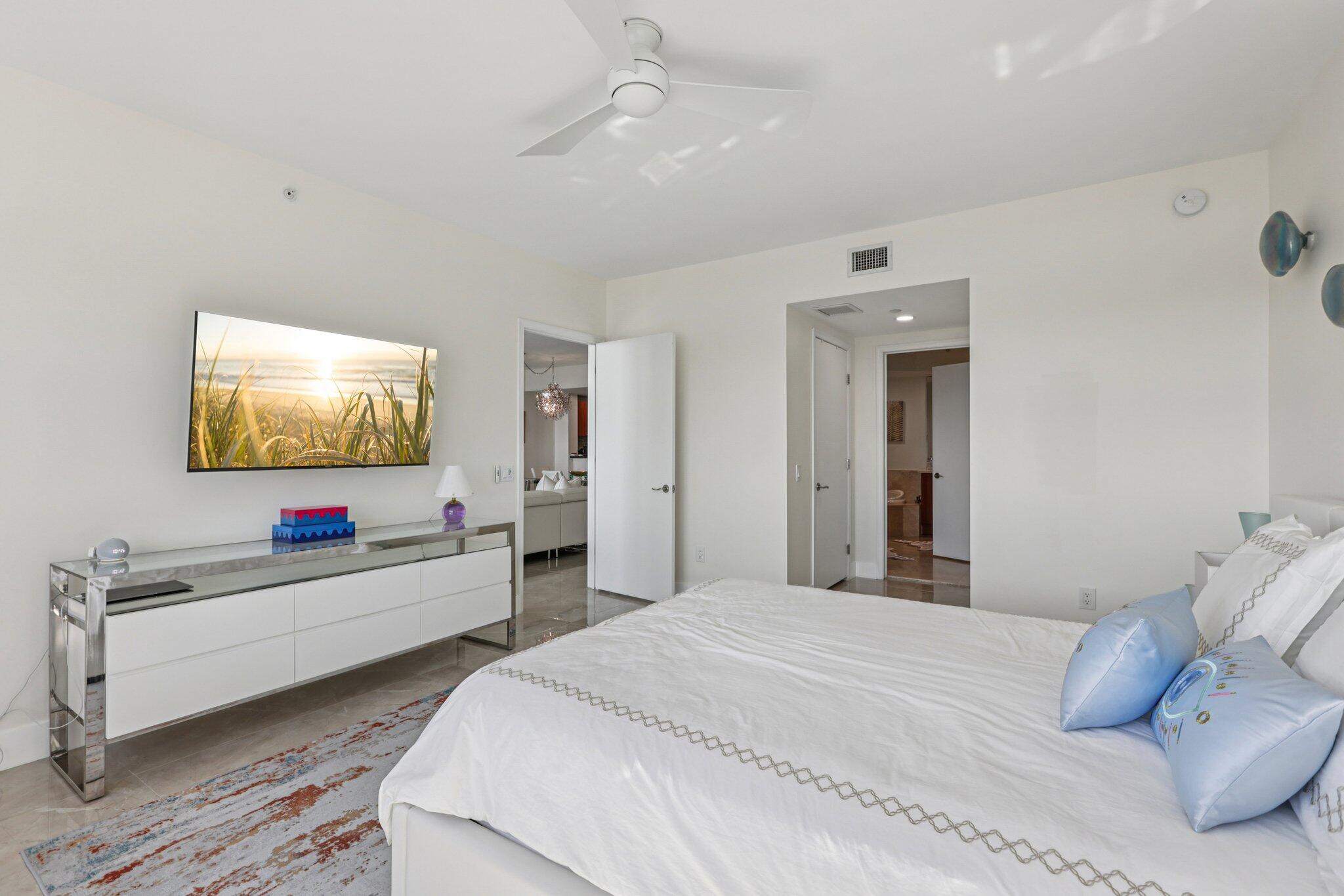 2640 Lake Shore Drive, Unit 2312 Riviera Beach, FL 33404 - Photo 31 of 61 34-web-or-mls-Lake Shore Dr 2312-S2210-0