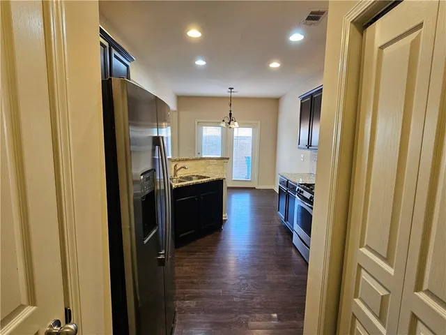 $2,400 | 6185 Crested Moss Drive, Alpharetta, GA 30004