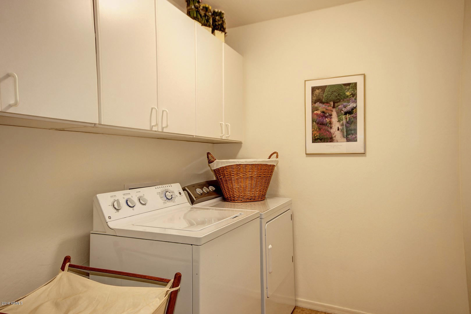 6509 West Harwell Road Laveen, AZ 85339 - Photo 36 of 40 Laundry Room