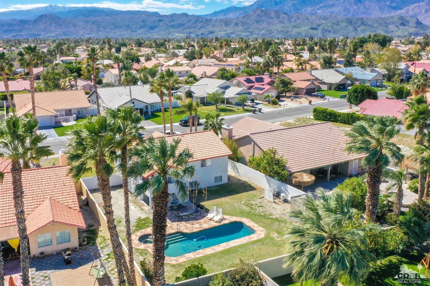 68420 Risueno Road Cathedral City, CA 92234 - Photo 33 of 37 an aerial view of multiple house