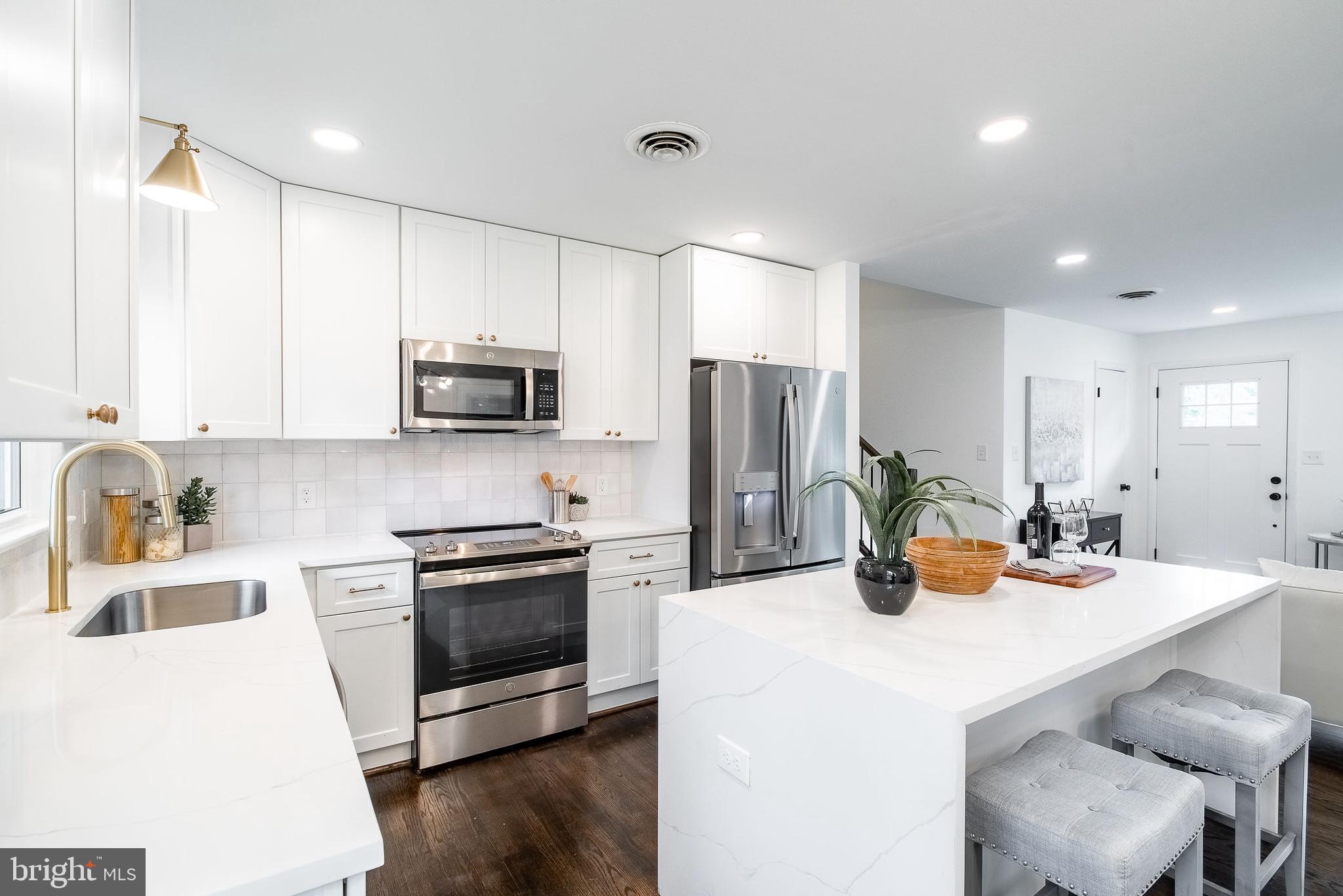 8705 Old Mt Vernon Road Alexandria, VA 22309 - Photo 6 of 28