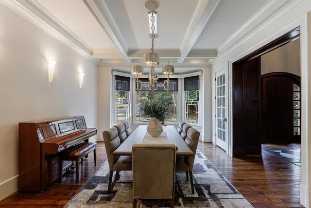 $4,395,000 | 4500 Powers Ferry Road Northwest, Atlanta, GA 30327