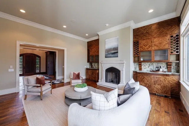 $4,395,000 | 4500 Powers Ferry Road Northwest, Atlanta, GA 30327