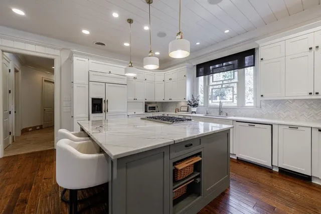 $4,395,000 | 4500 Powers Ferry Road Northwest, Atlanta, GA 30327