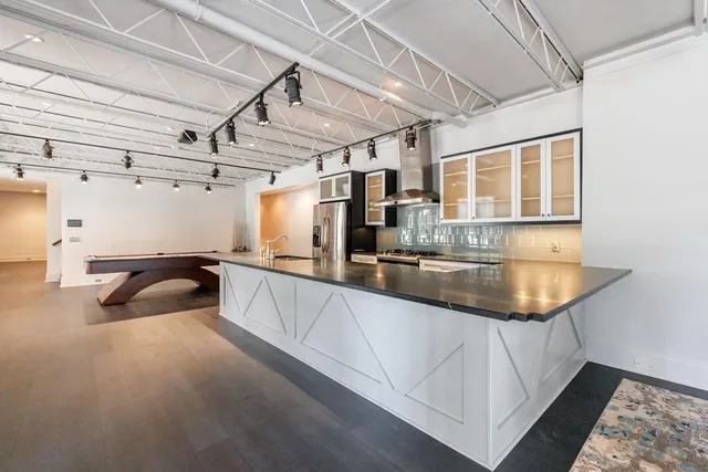 $4,395,000 | 4500 Powers Ferry Road Northwest, Atlanta, GA 30327