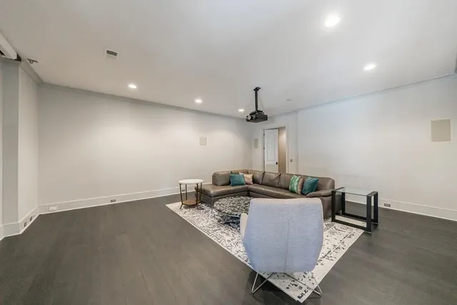 $4,395,000 | 4500 Powers Ferry Road Northwest, Atlanta, GA 30327