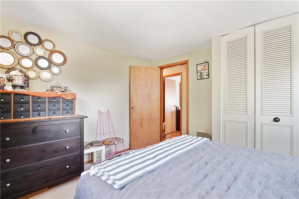 204 Hillendale Road Pittsburgh, PA 15237 - Photo 14 of 25