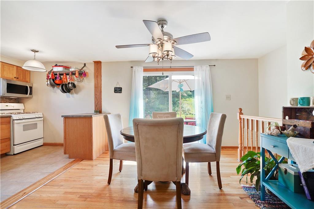 204 Hillendale Road Pittsburgh, PA 15237 - Photo 7 of 25