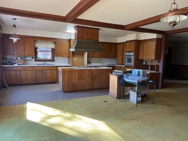 a view of empty room