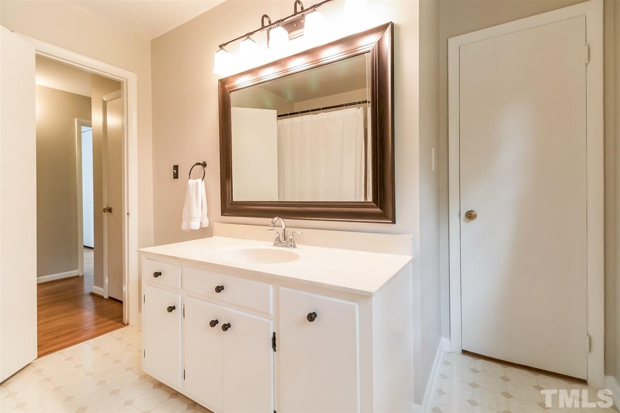 3209 Broyhill Circle Raleigh, NC 27604 - Photo 18 of 27