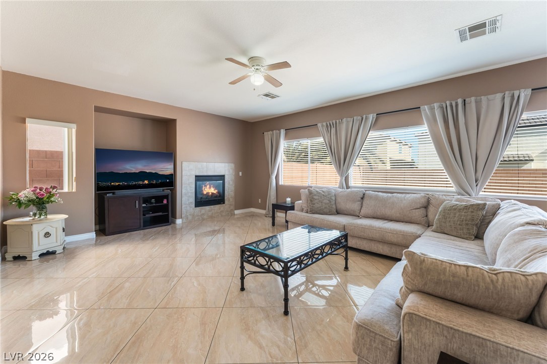 6216 Sterling Ranch Way North Las Vegas, NV 89081 - Photo 5 of 39