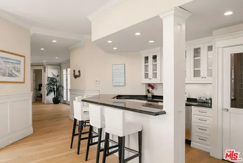 $16,850,000 | 30760 Broad Beach Road, Malibu, CA 90265
