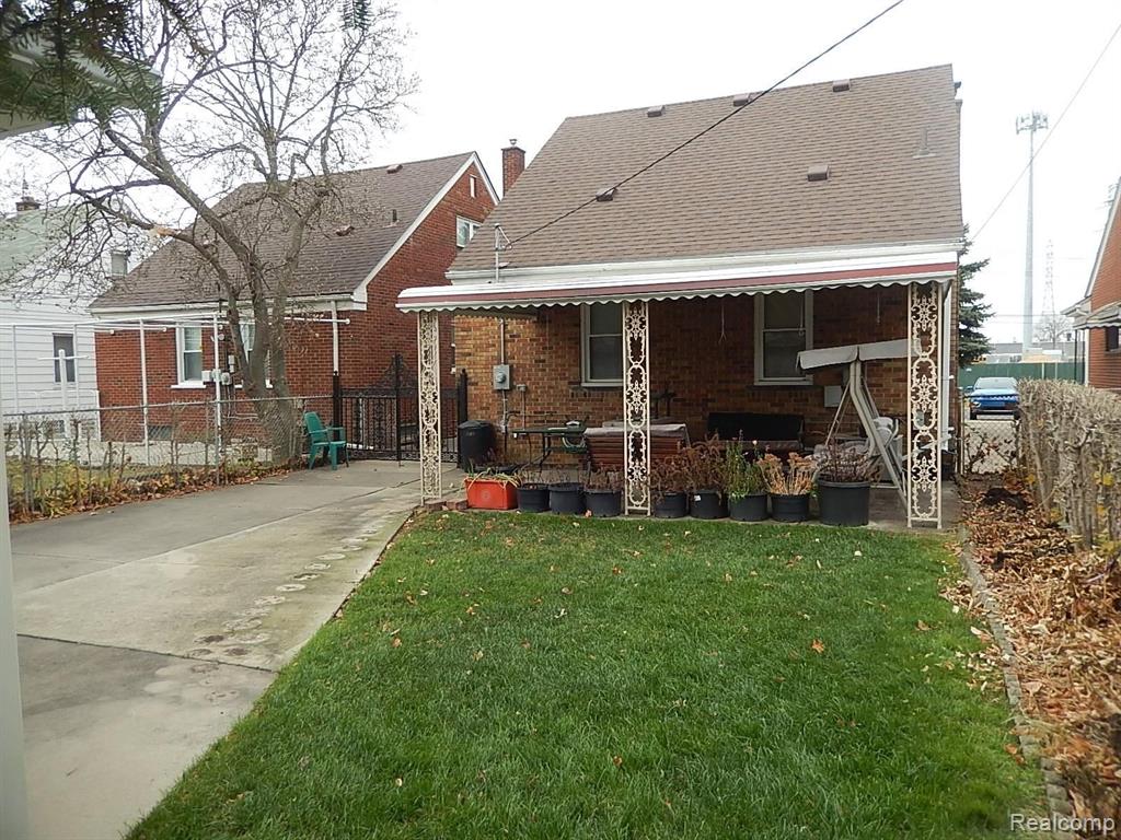 6616 Maple Street Dearborn, MI 48126 - Photo 5 of 21