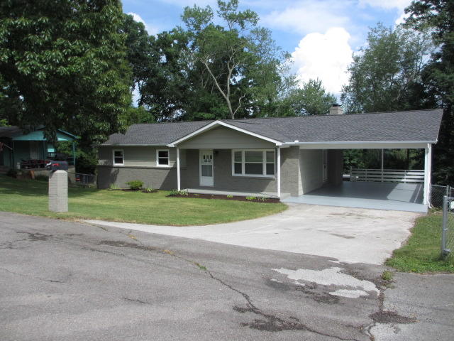 211 Jonathan Place Oak Ridge, TN 37830 - Photo 1 of 18 211 JONATHAN 071